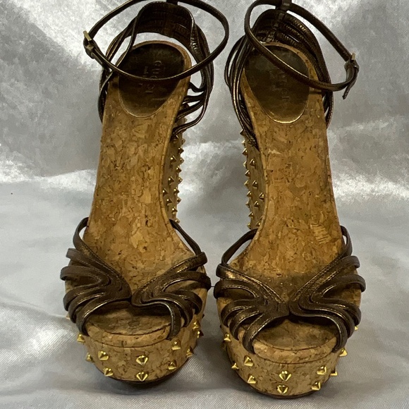 Gucci Studded Cork Platform Wedge Sandals Bronze Gold Leather EU 39.5 - Picture 7 of 12